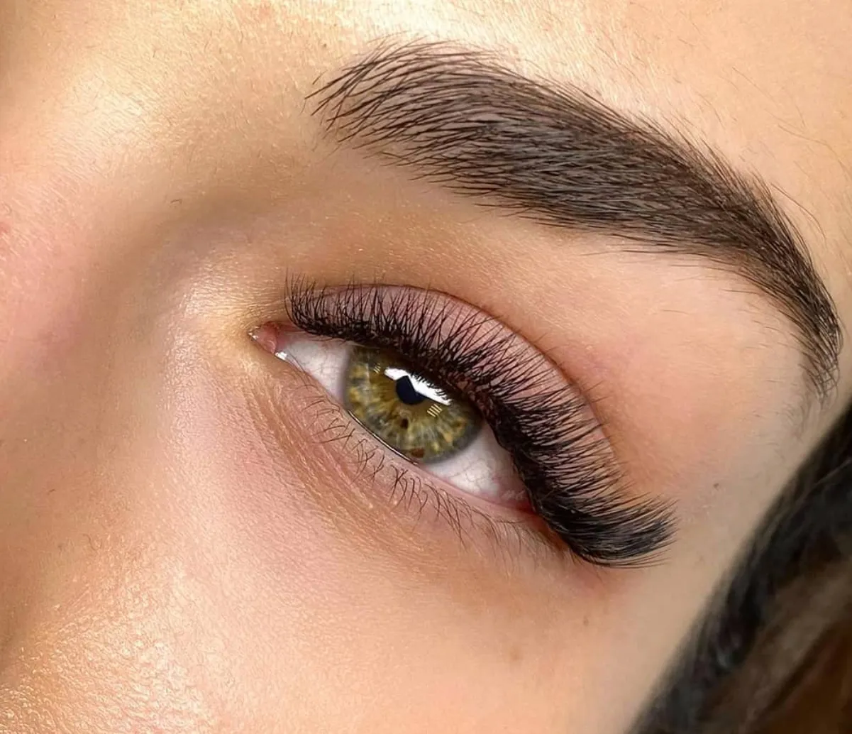 IMG 0952 991002a9 Eyelashes & Eyebrows