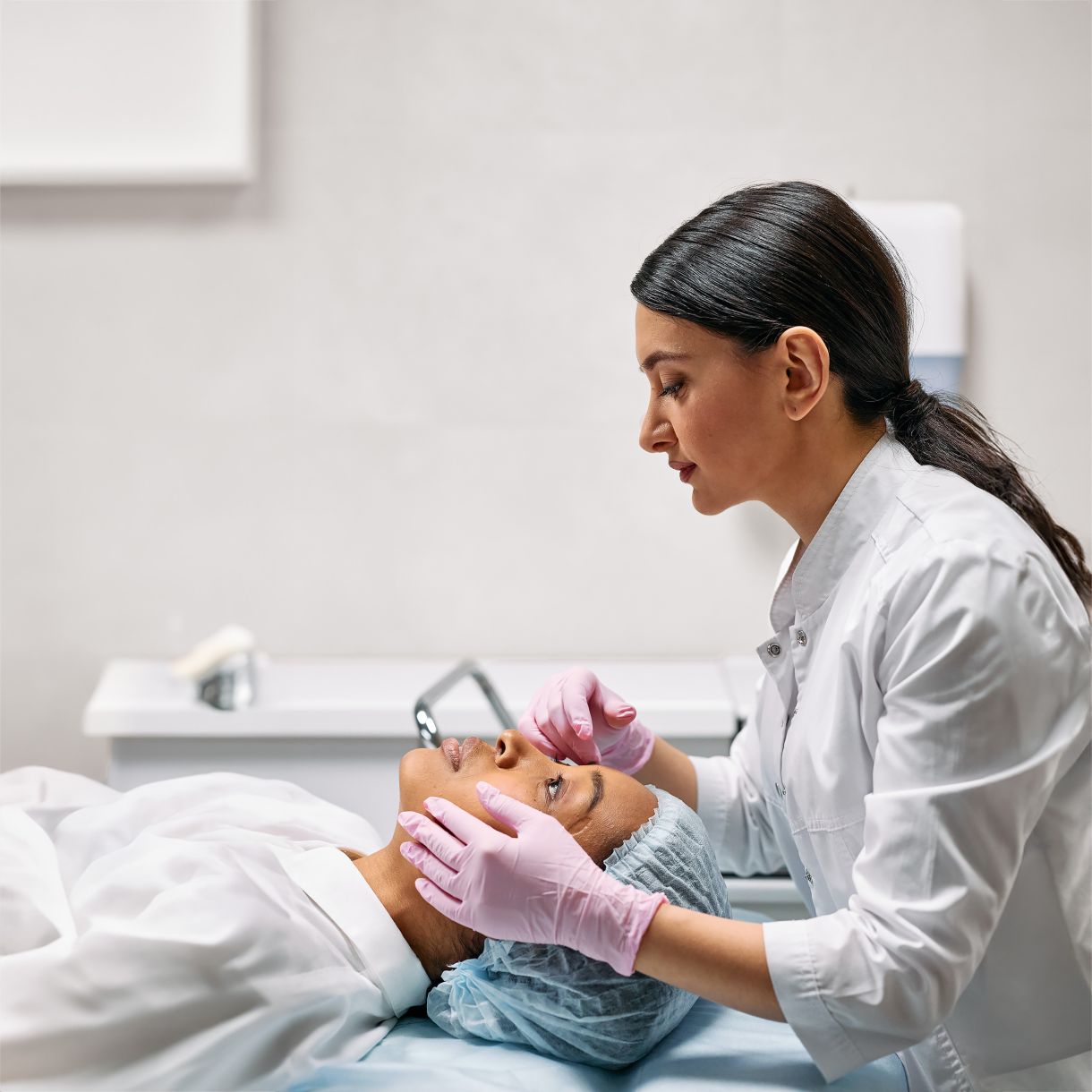 blog post expert approved salon treatments revealed c38dc0a7 Nail Care: Best Manicure & Pedicure Services in Hallandale Beach